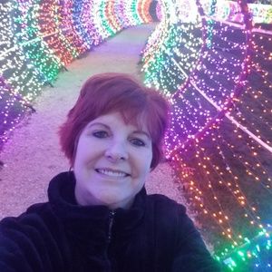 Meet your Posher, Christie